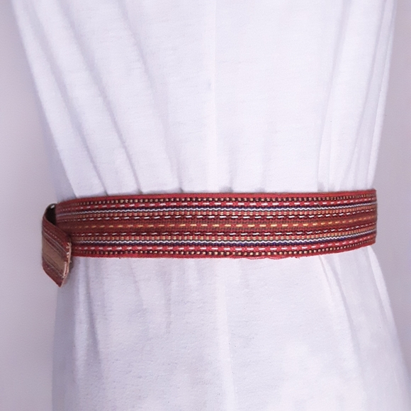 Lightweight Geometric Print Fabric Belt - Picture 2 of 6